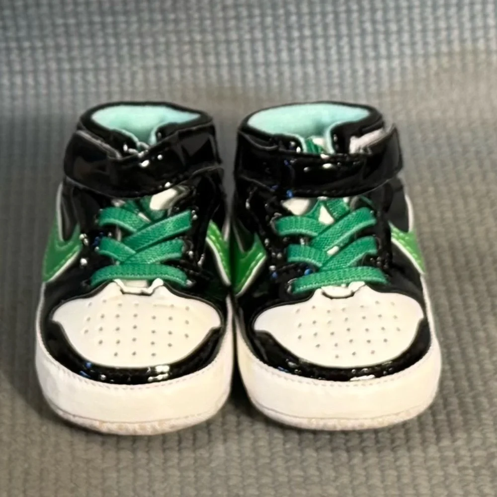 Infant Fashion Baby‎ Booties Size 2C